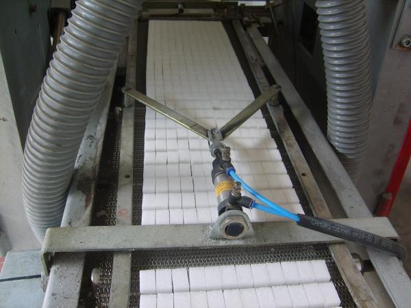 ПОЛНОСТЬЮ АВТОМАТИЧЕСКАЯ ЛИНИЯ ДЛЯ ПРОИЗВОДСТВА ПРЕССОВАННОГО САХАРА МОДЕЛЬ T.   T.   O.   R-245 — фото 2